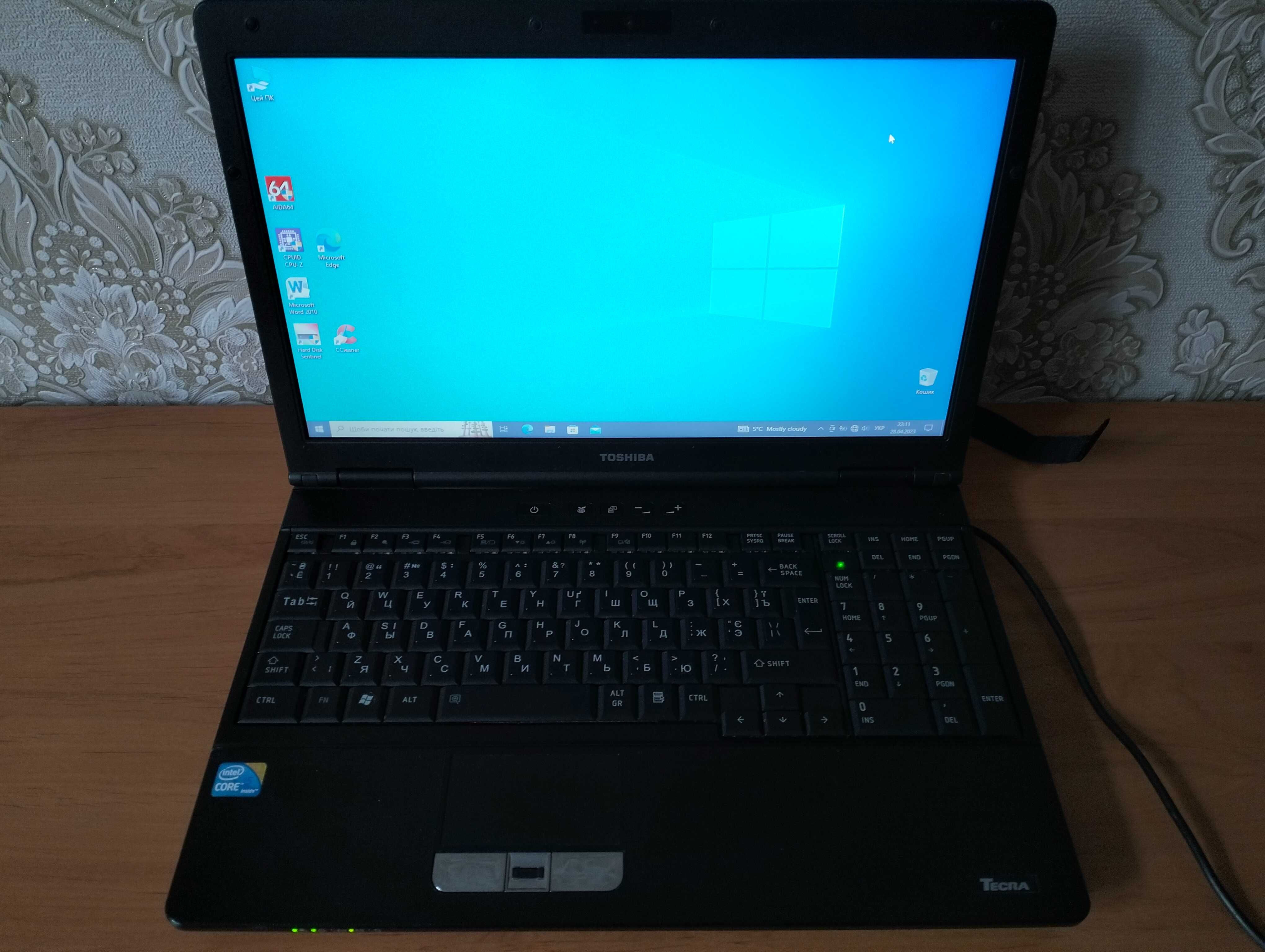 Ноутбук Toshiba A11, 15.6' Core i5 (2.26-2.53GHz), 4GB-DDR3, HDD320GB