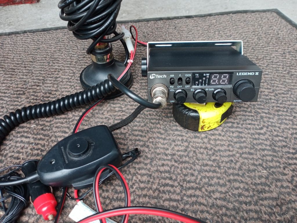 CB radio MTech-Legend 2 z anteną Alan