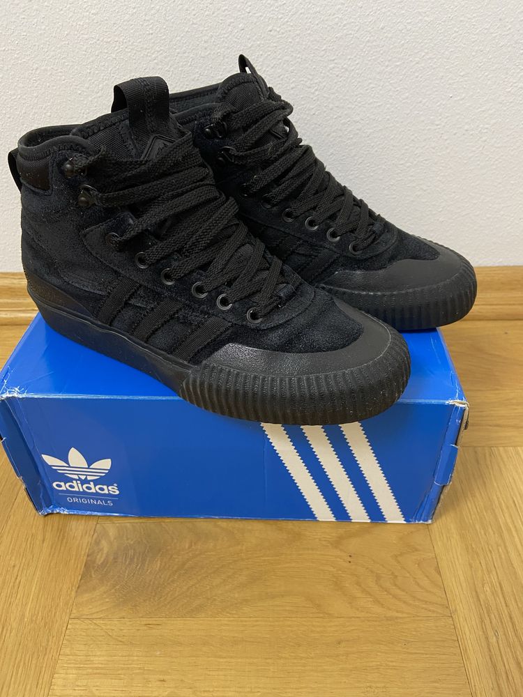 Adidas Akando Atr