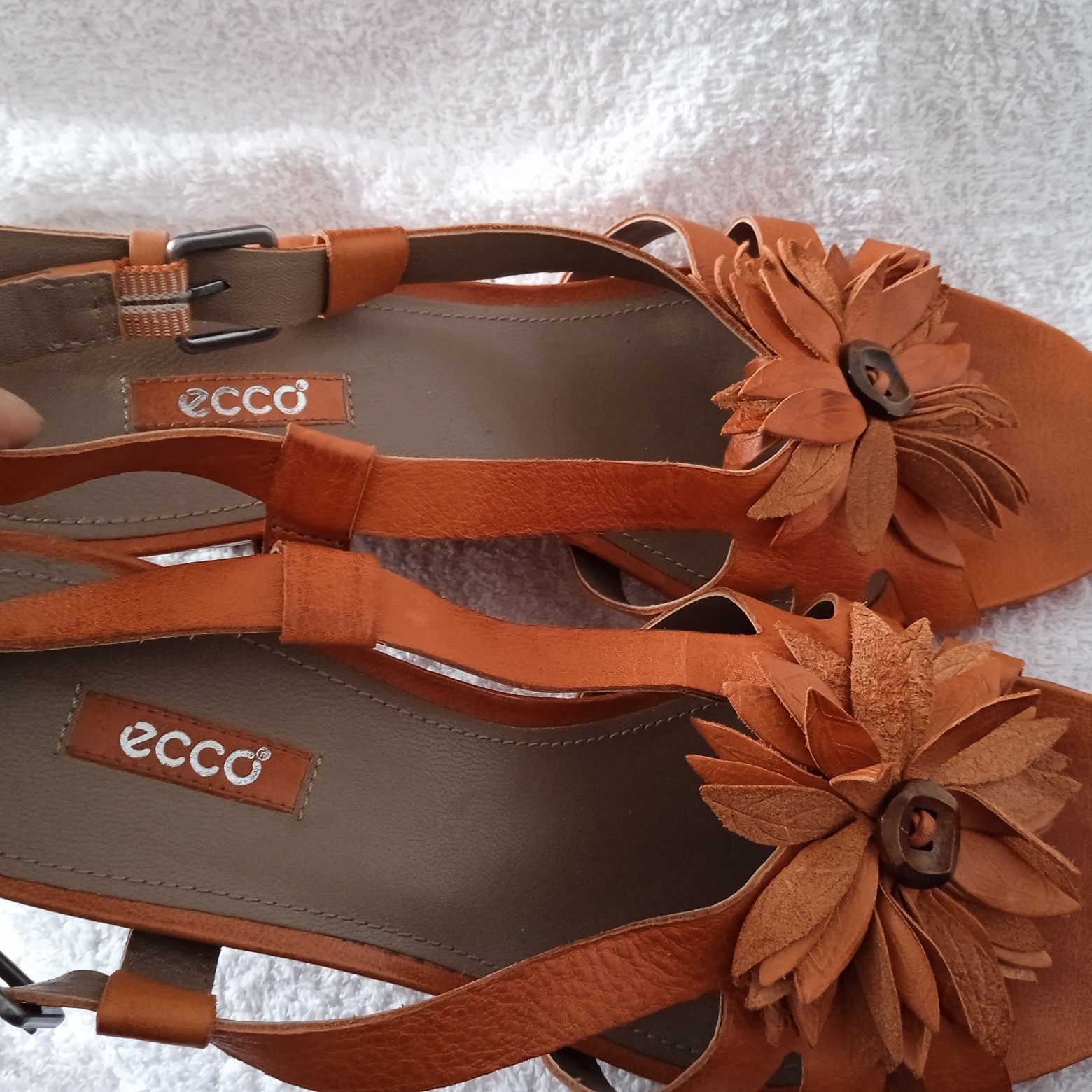 ECCO 39 sandały skóra naturalna
