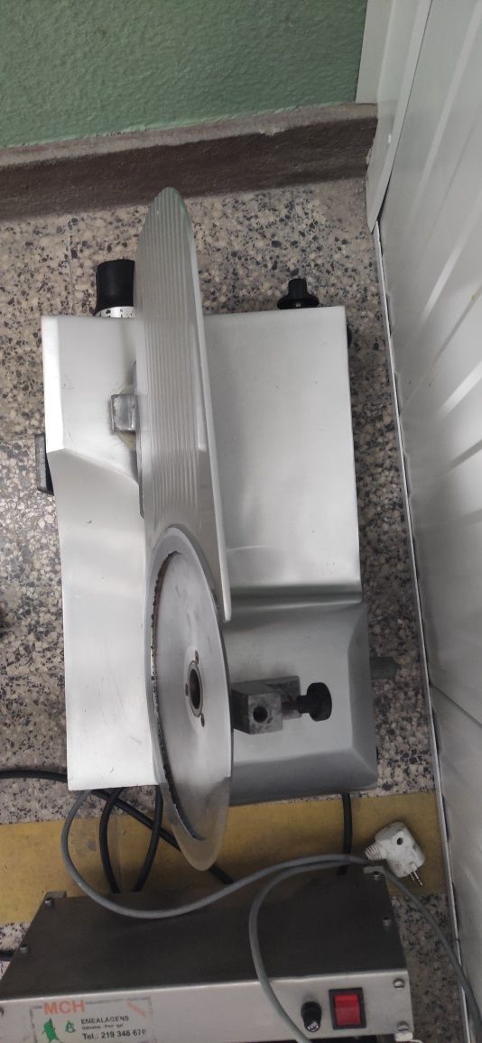 Maquina de corte fiambre