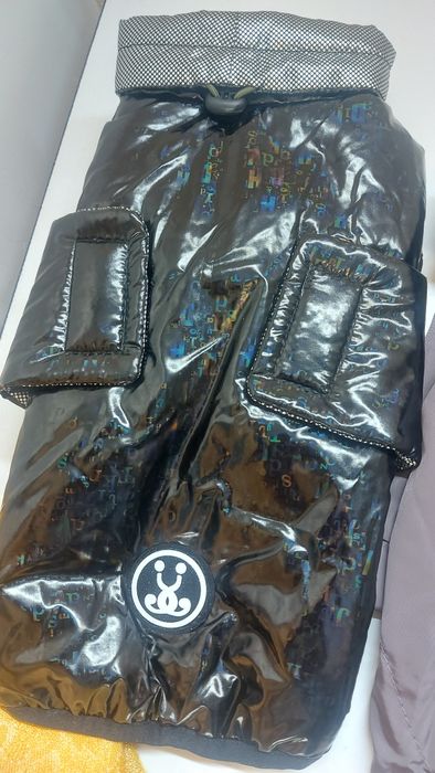 Продам жилети на собак