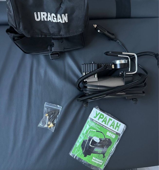 Авто компресор Uragan 90110 ..