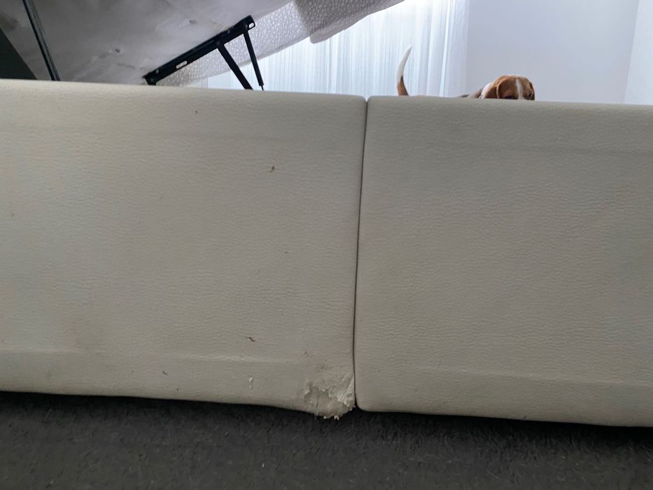 Cama de casal com arrumação