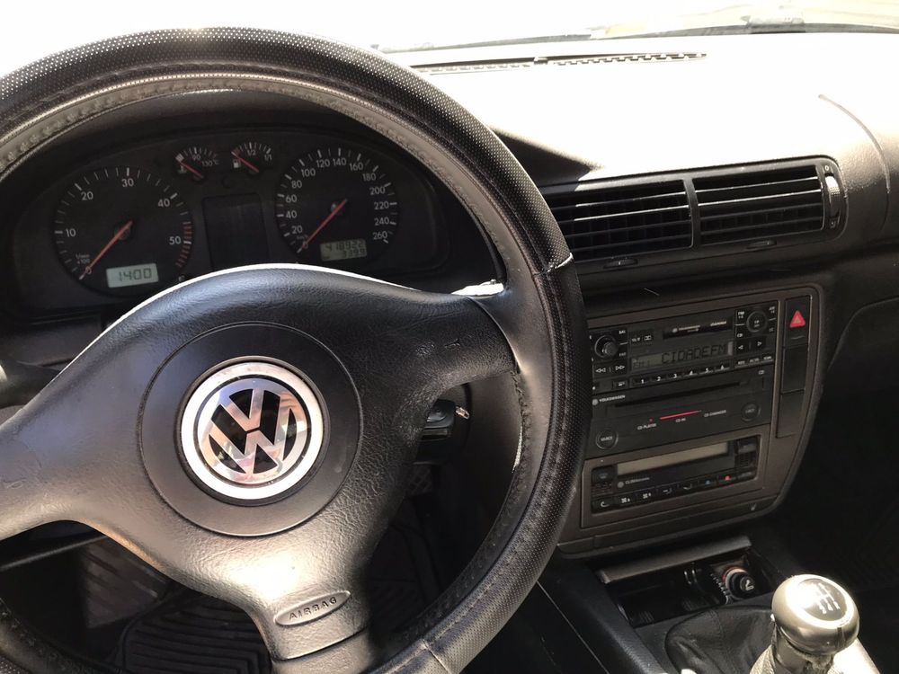 VW Passat 110cv Ano 2000