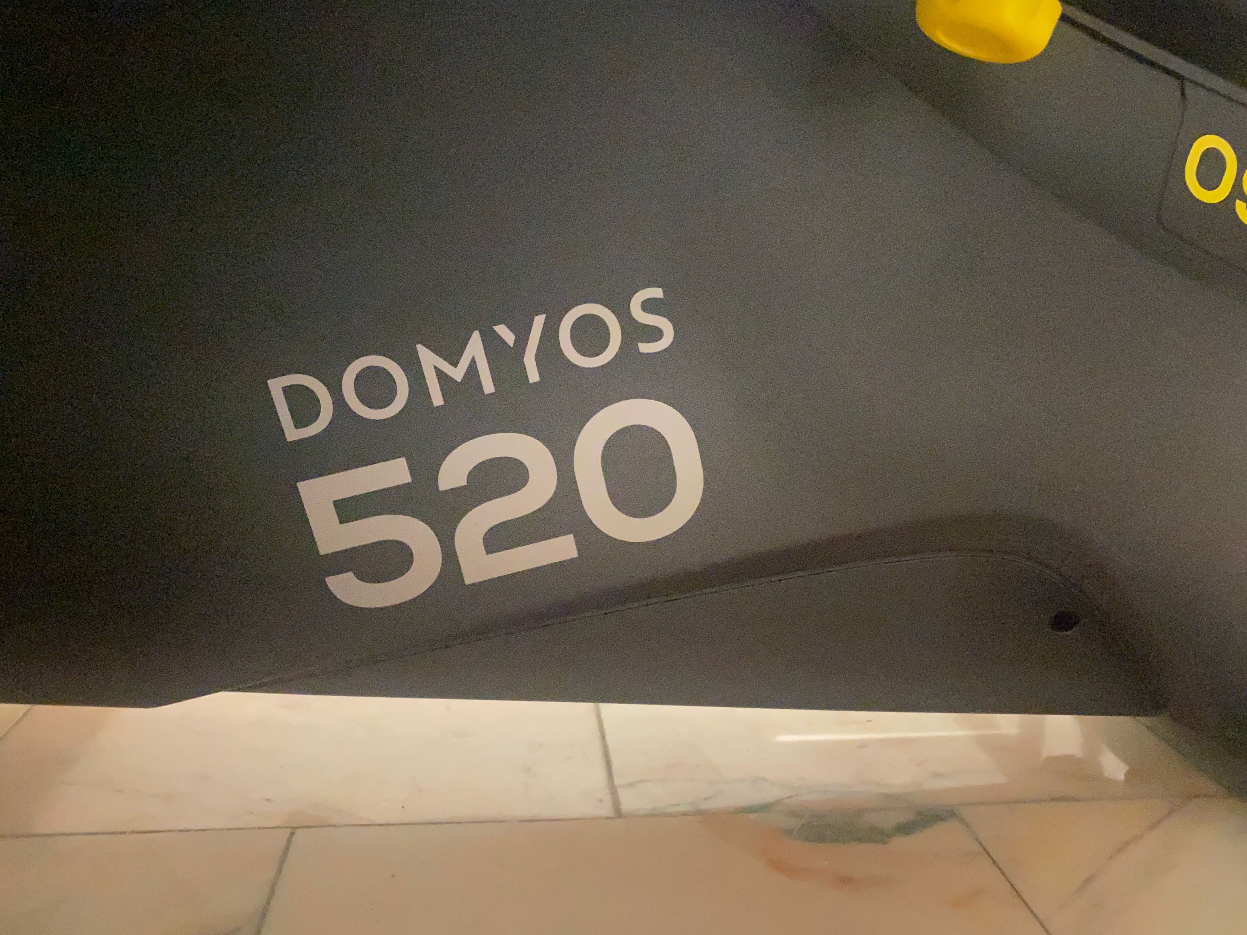 Eliptica Domyos 520 - como nova