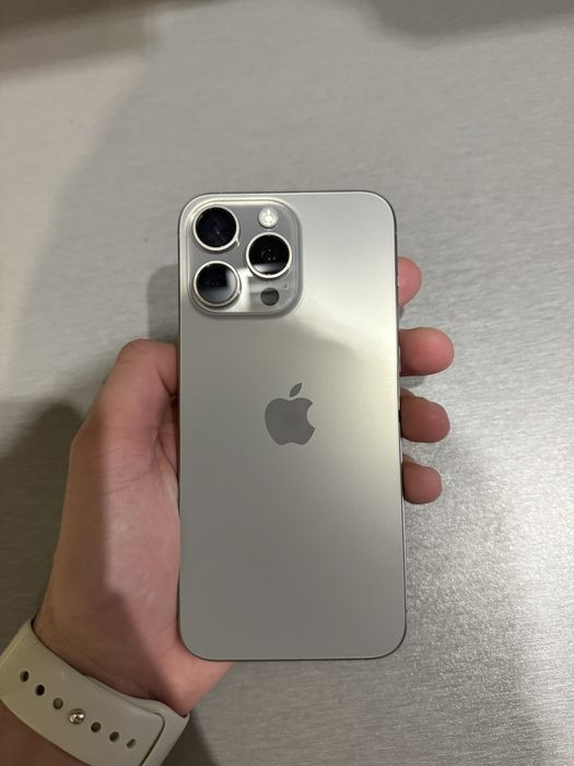 Iphone 15 pro max 256гб E-sim