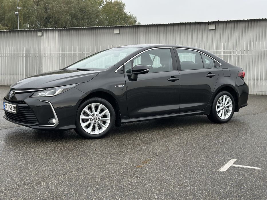 Продам Toyota Corolla HHYBRID