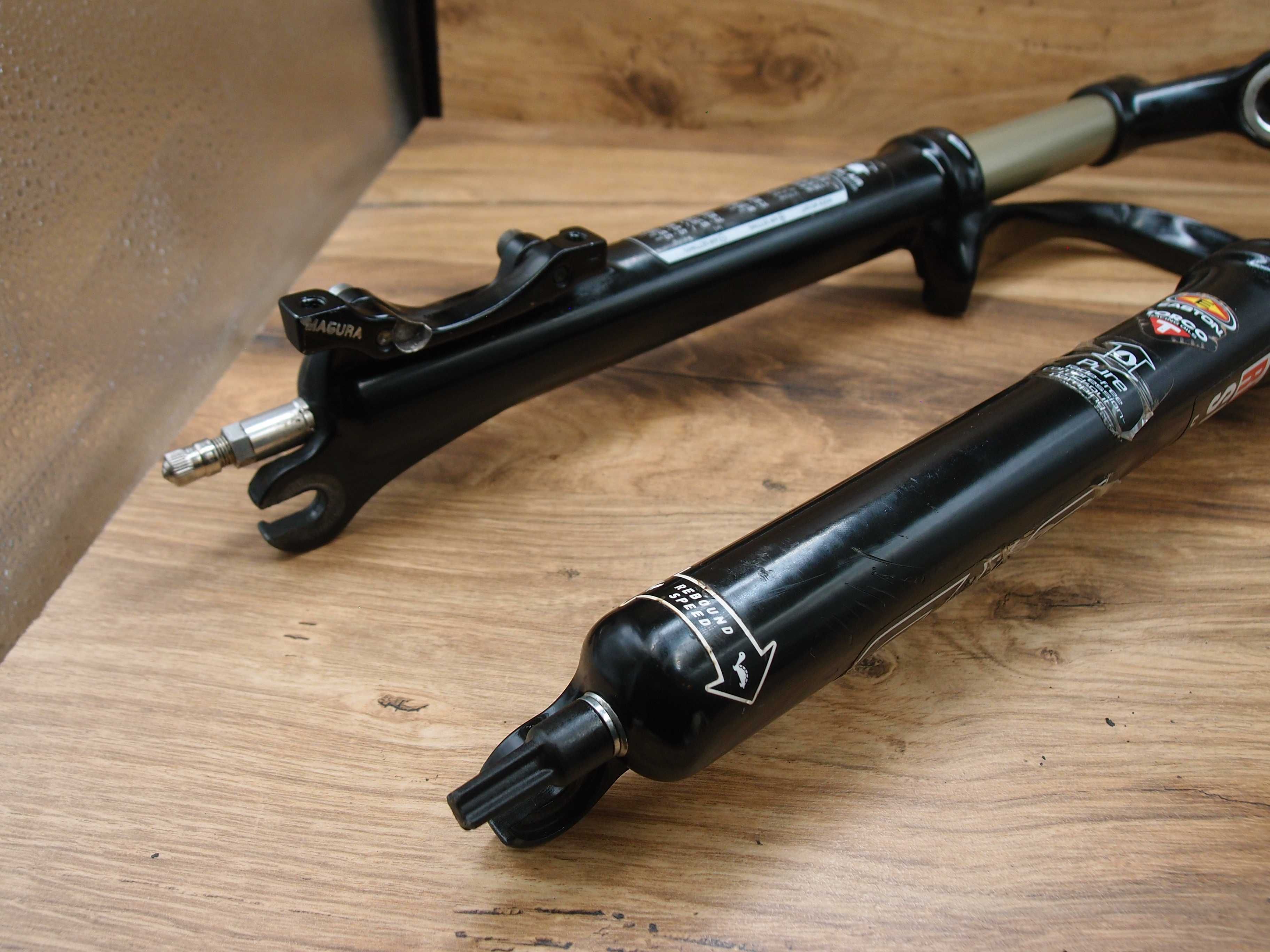 przedni amortyzator ROCK SHOX SID Team MTB