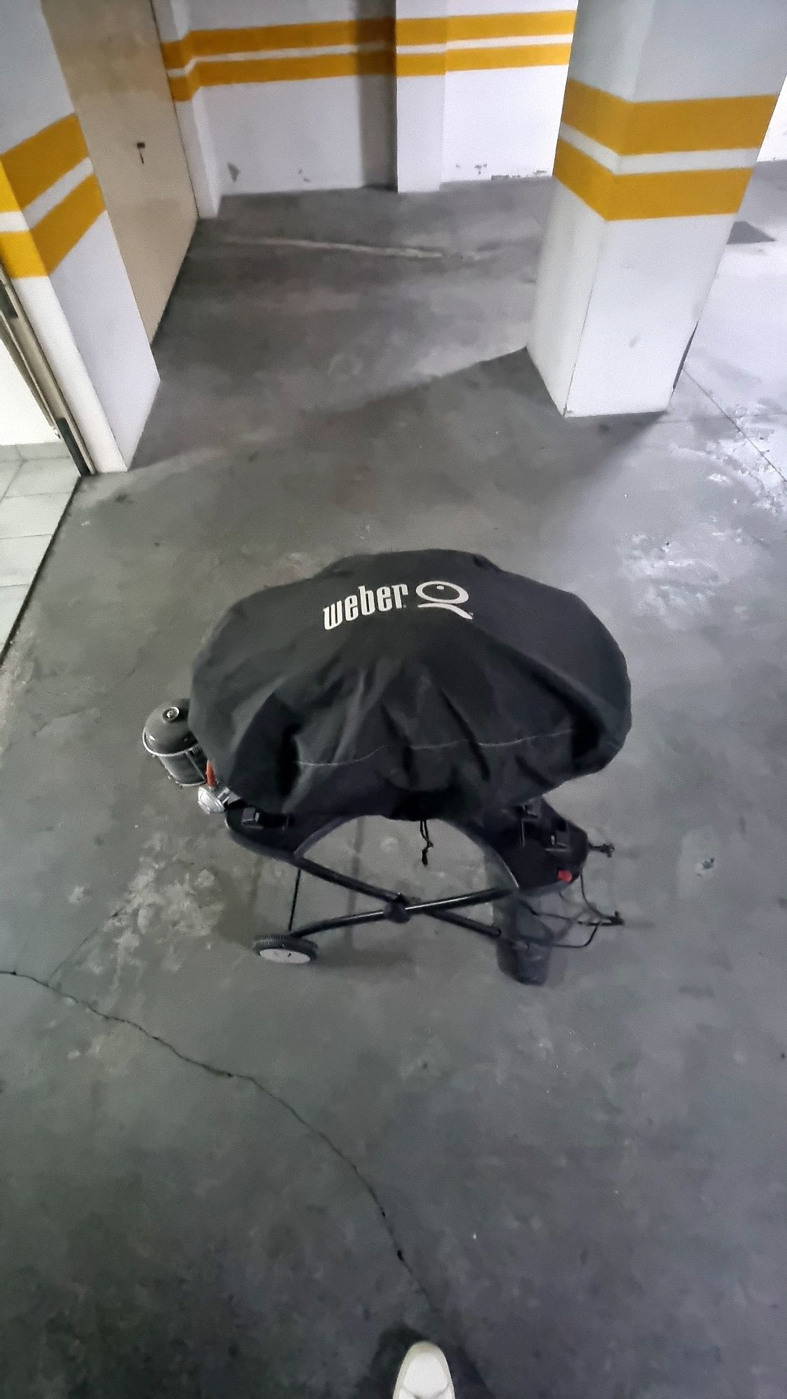 Grelhador WEBER Q2000