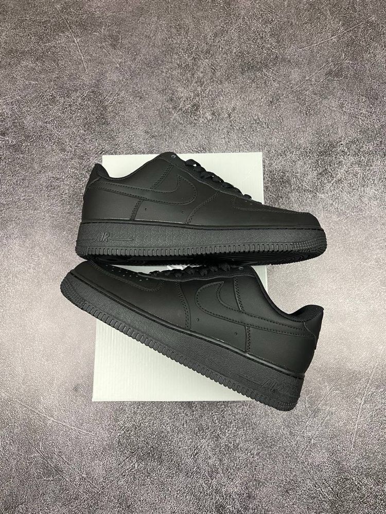 Nike Air Force 1 Low Black Premium
