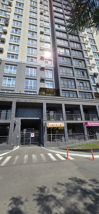 Срочно!  Без  комісії.  Борисо - Глібський  1 заселений,    однокімнат