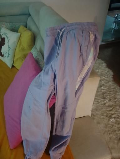 Ubrania dziewczęce rozmiary od 140 do 160 cm