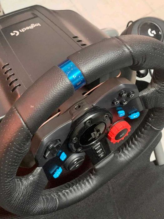 Zestaw Logitech G29 + Shifter + Fotel Playseat Challenge X Logitech