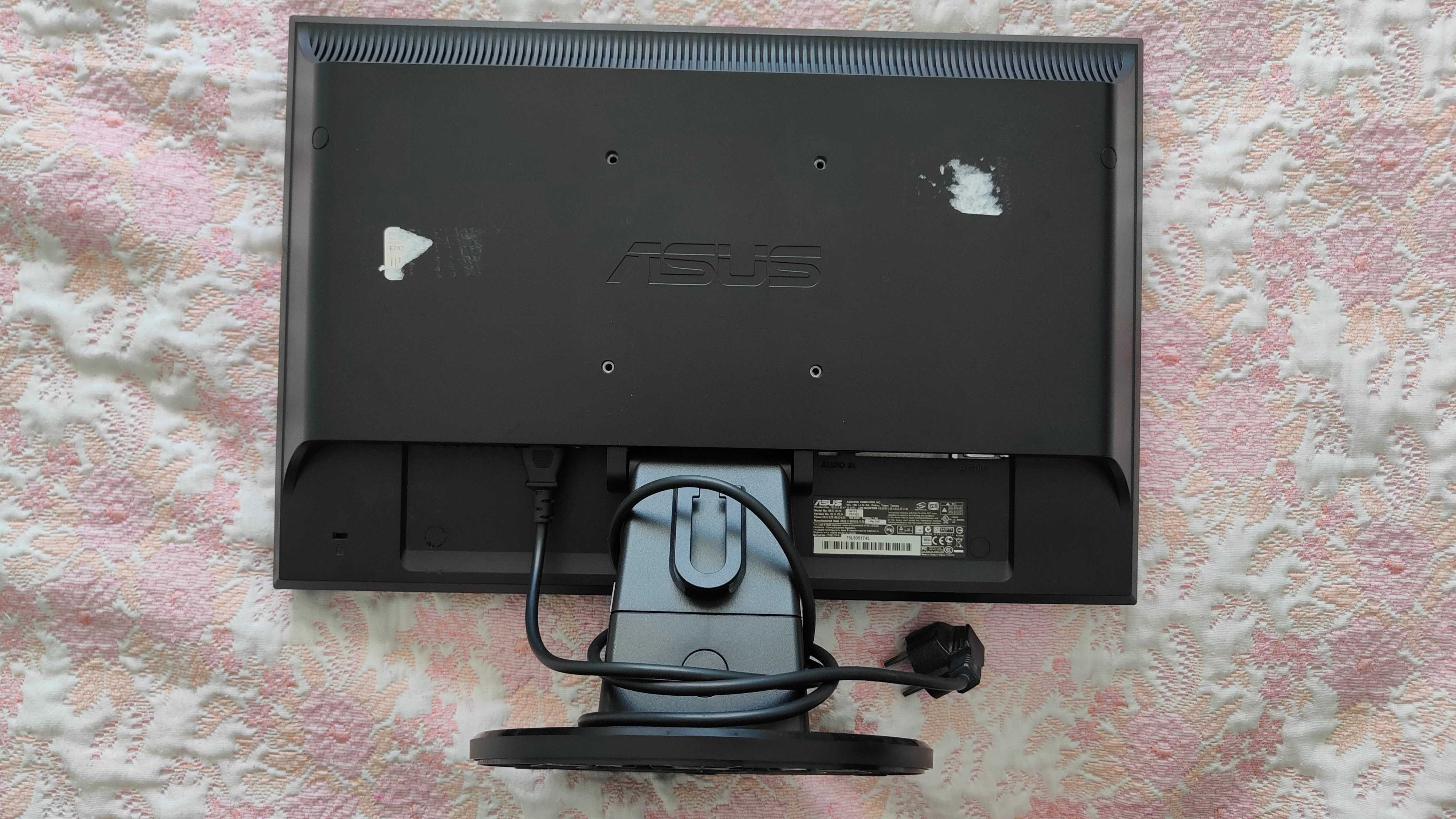 Monitor ASUS VW193S - 19” Widescreen LCD (VGA) - Para Peças
