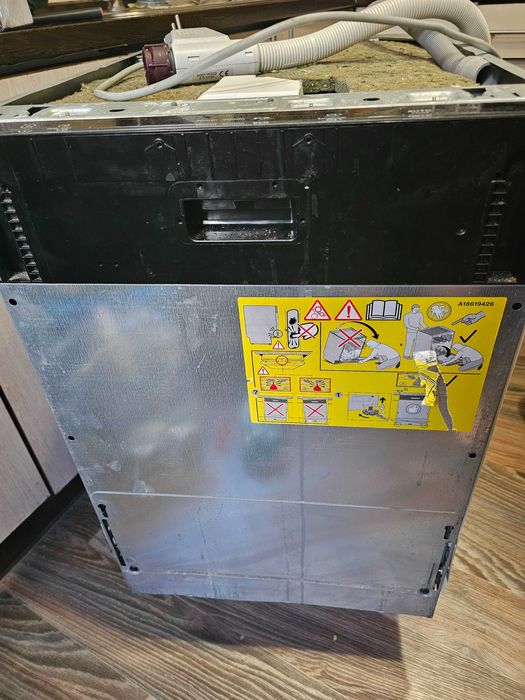 Вбудована посудомийна машина AEG FSM71507P на запчастини