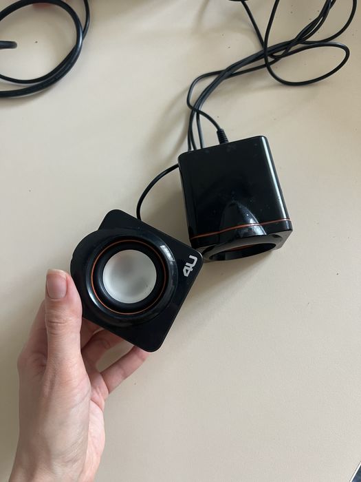 Колонки маленькі