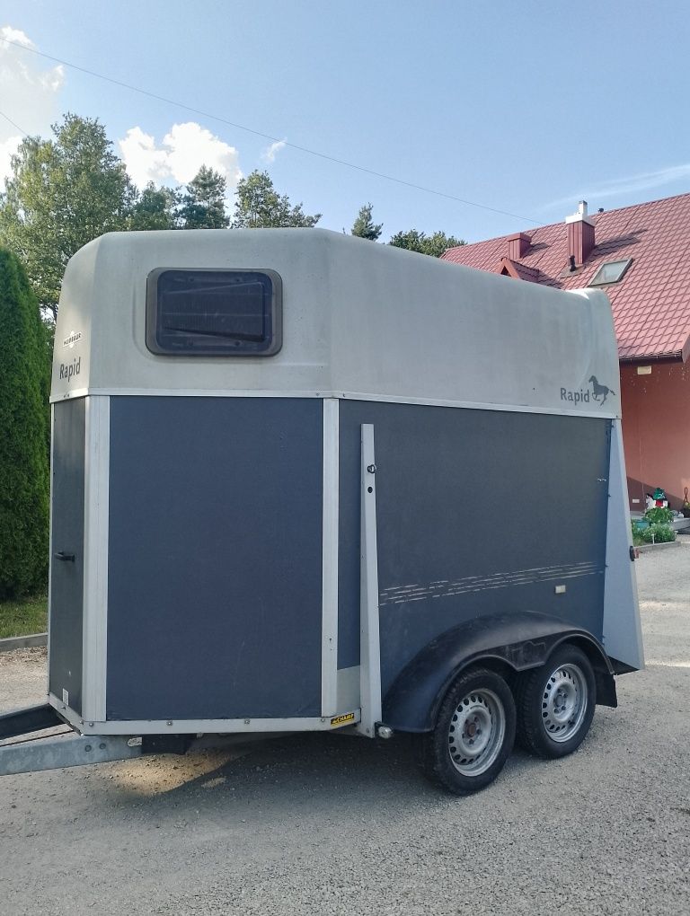 Przyczepy do przewozu 2  koni dmc 1300 kg