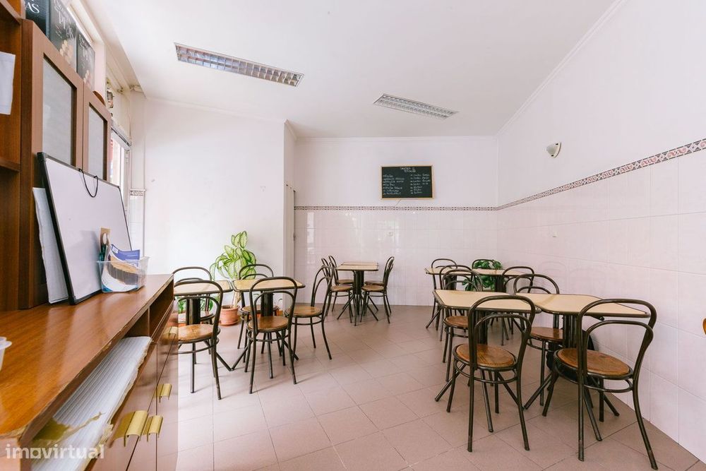 Venda de Café snack-bar em Sacavém