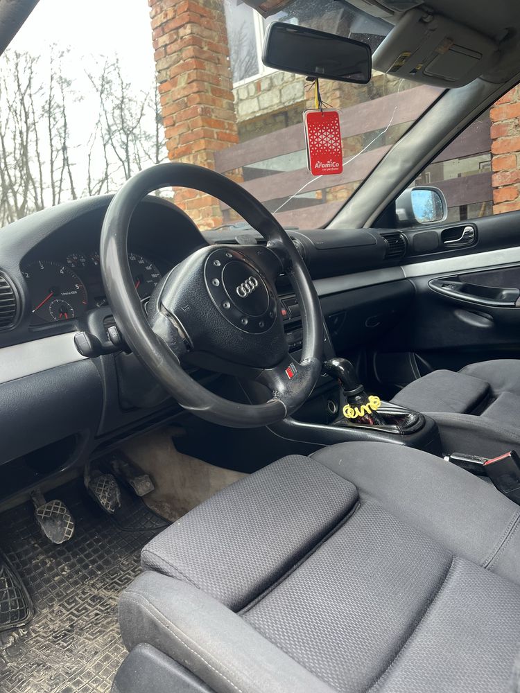 Audi a4   На повному ходу