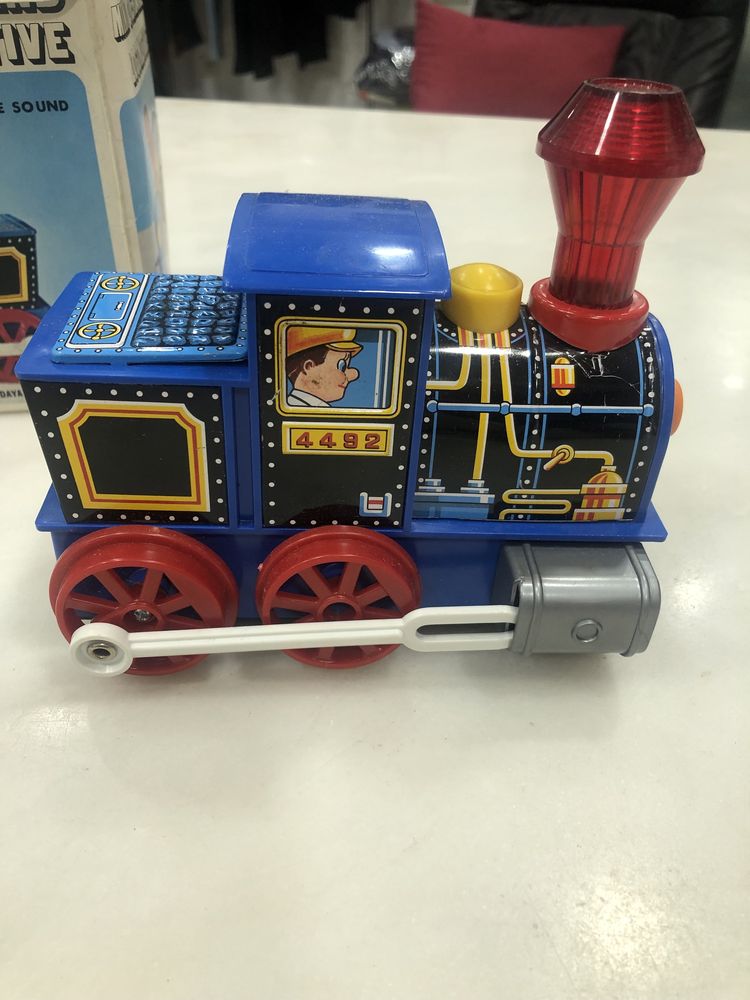 Brinquedo de coleccao- mini locomotiva