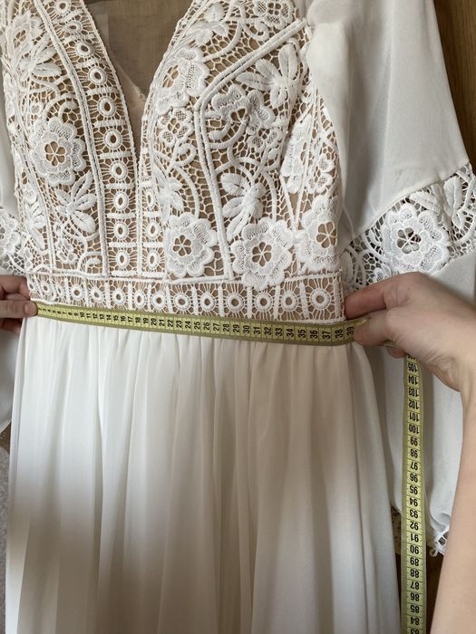 Продам весільну сукню