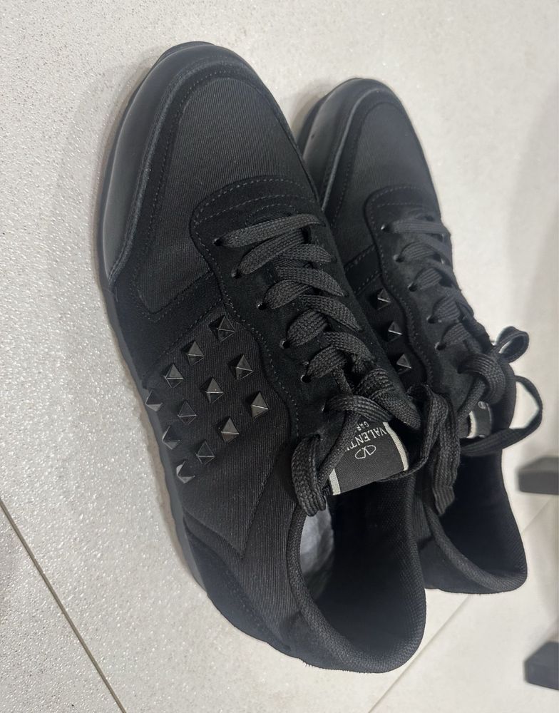 Кроссівки Valentino