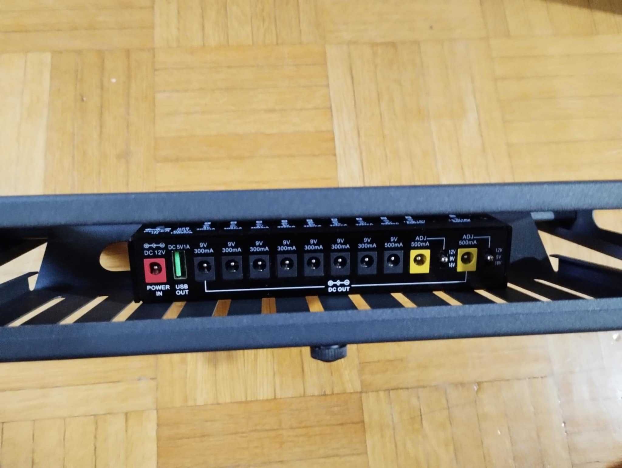 Pedalboard 36x27x6,5/4
