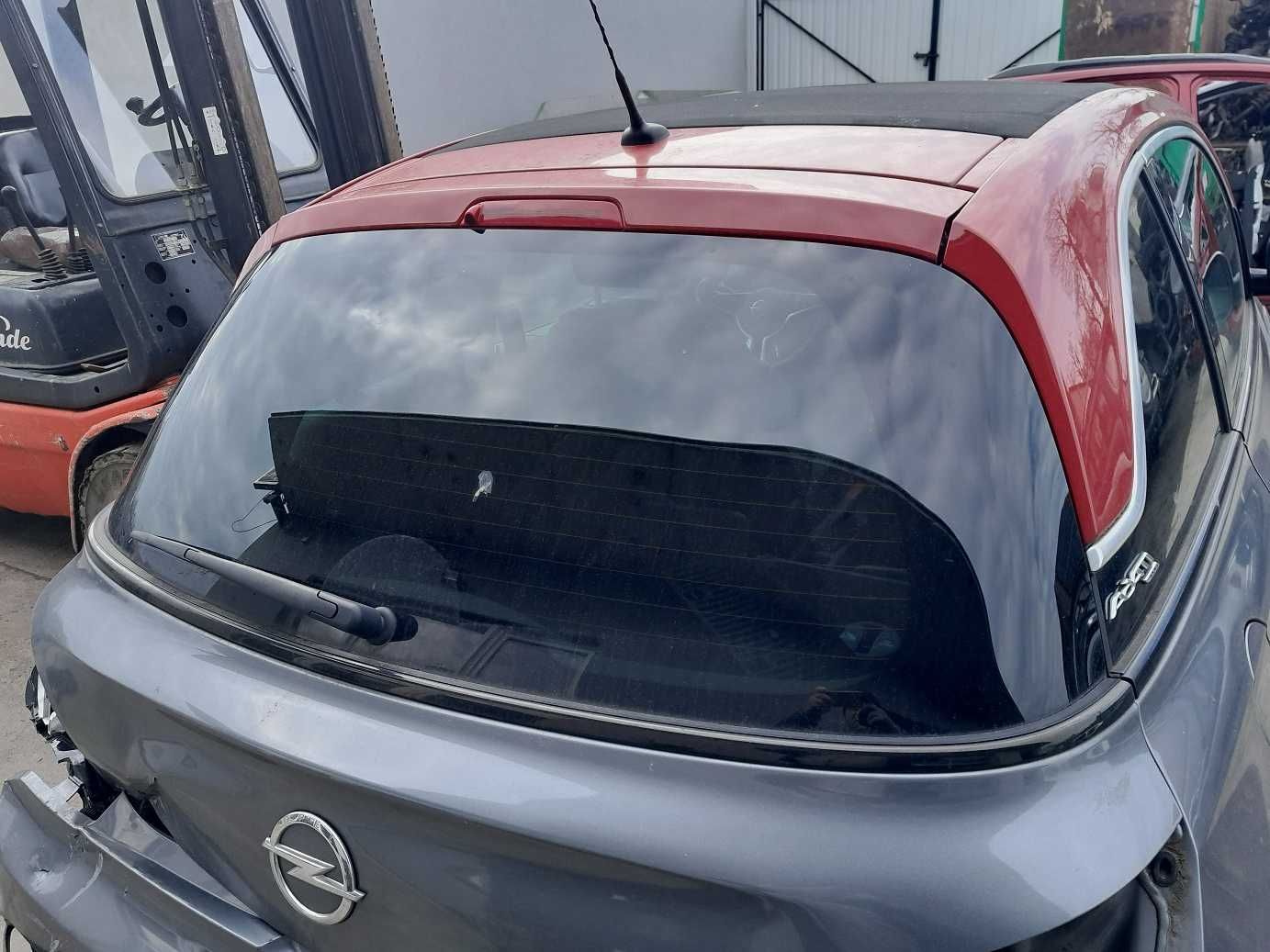 Opel Adam 1.4 16v - szyba klapy tył