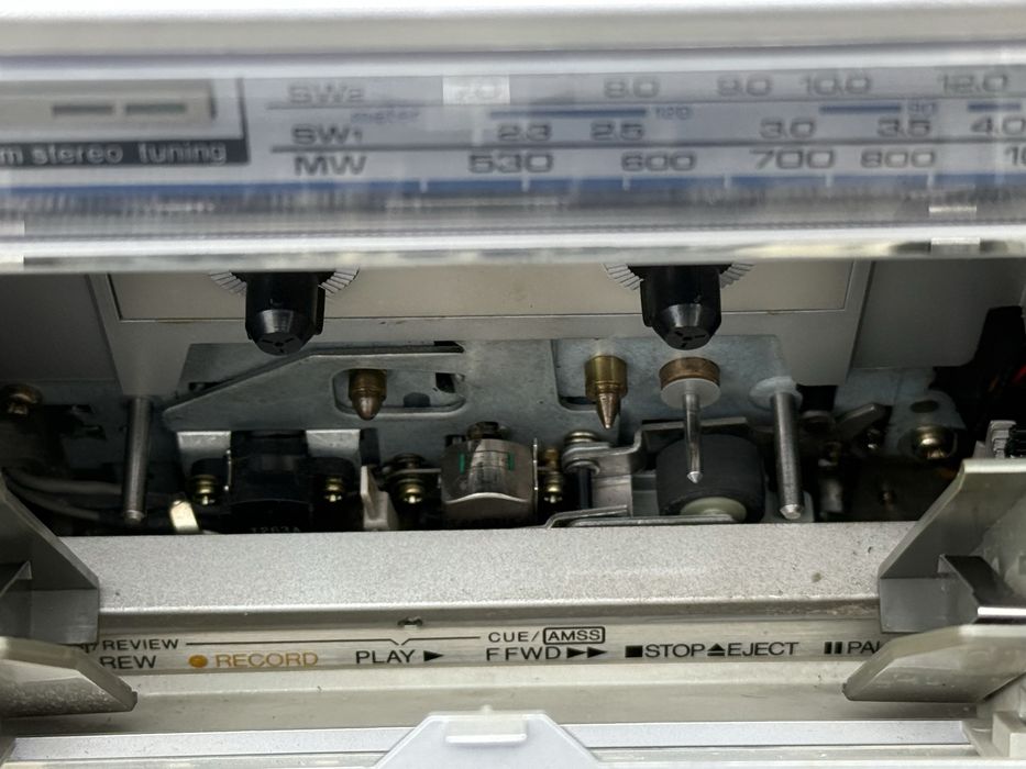 Продам магнитолу Sanyo M-7900K