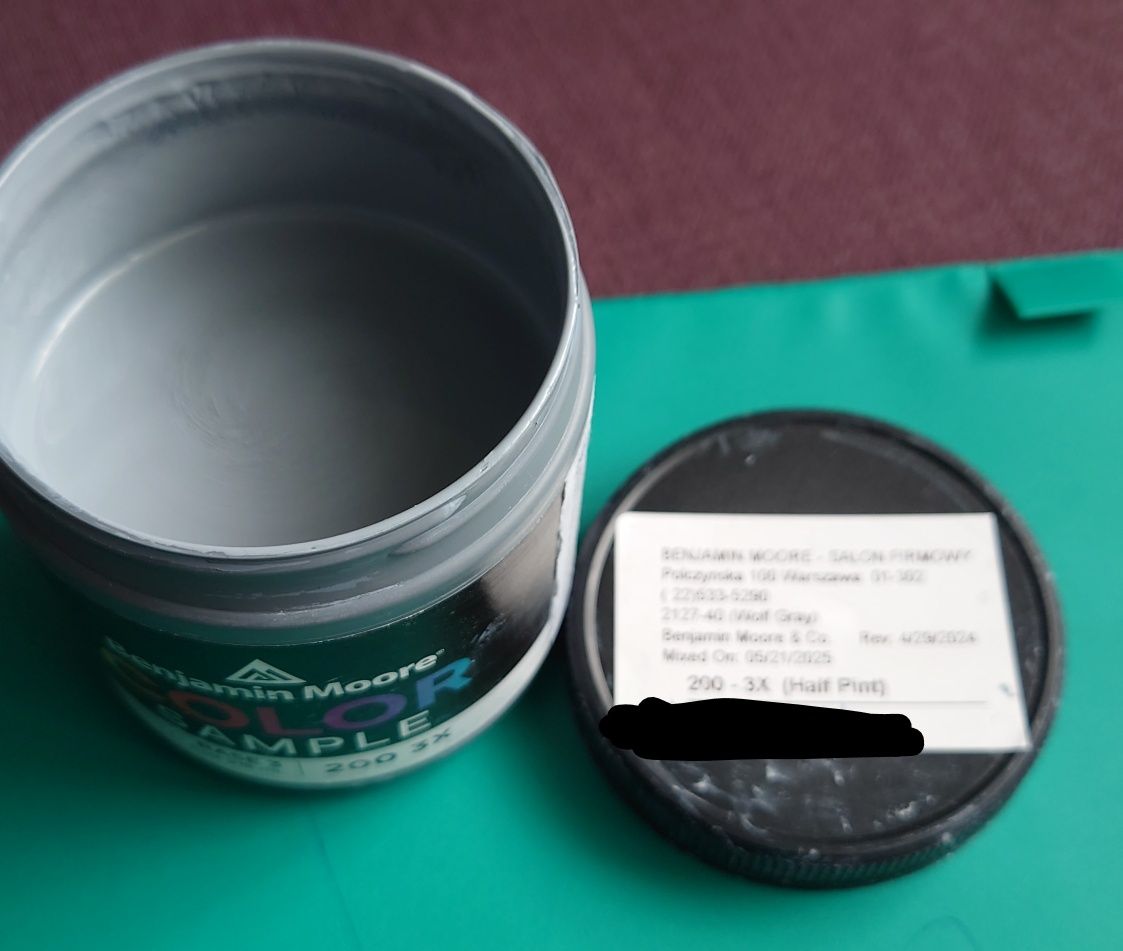 Tester farb Benjamin Moore