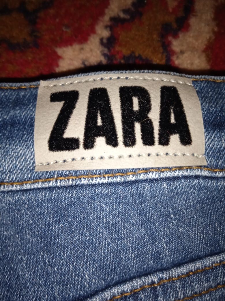Нові джинси Зара для дівчинки
