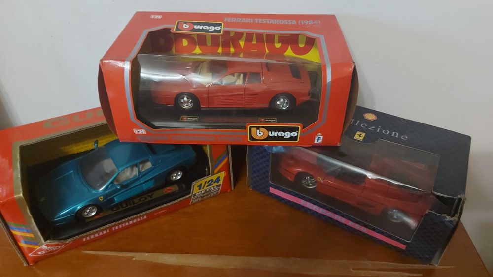Conjunto Ferrari miniatura 1/24 - 3 carros