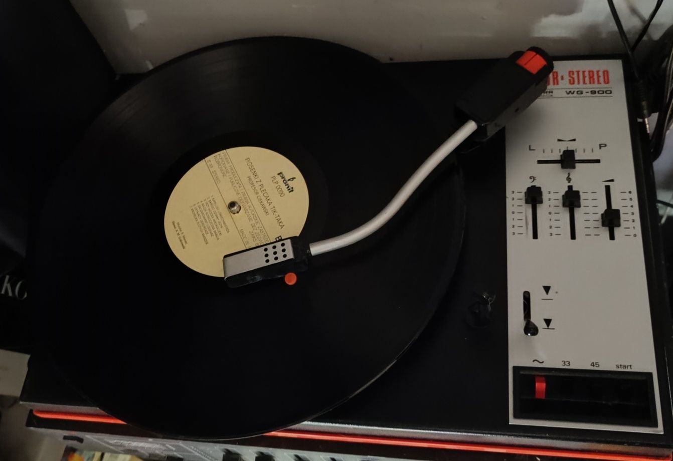 Gramofon UNITRA GW 900