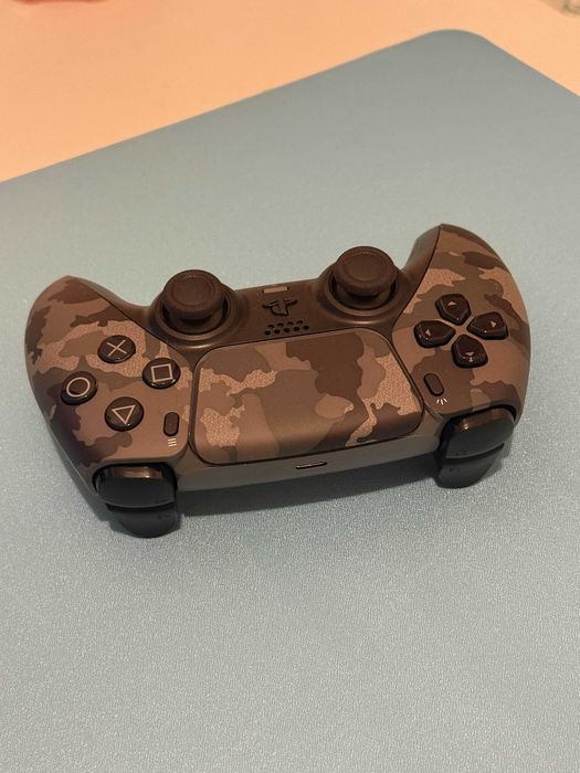 Pad DualSense do PlayStation 5 – stan idealny!