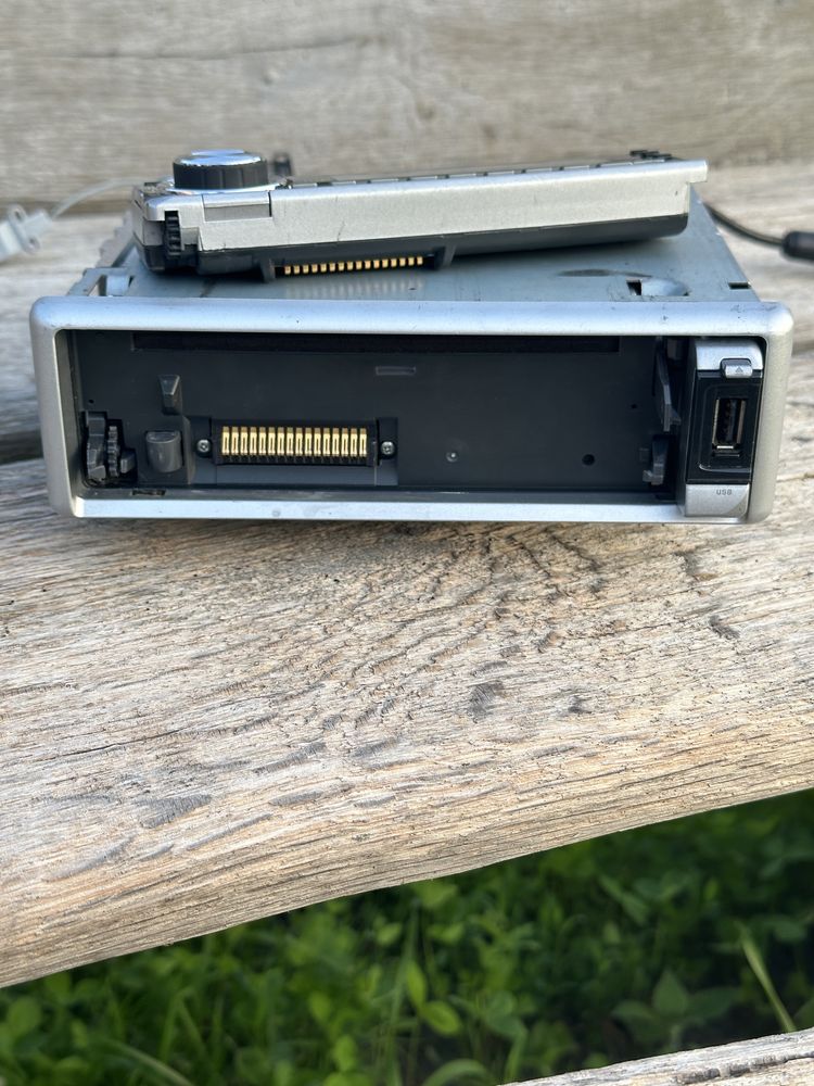 Магнітола з блютуз JVC KD X70bt