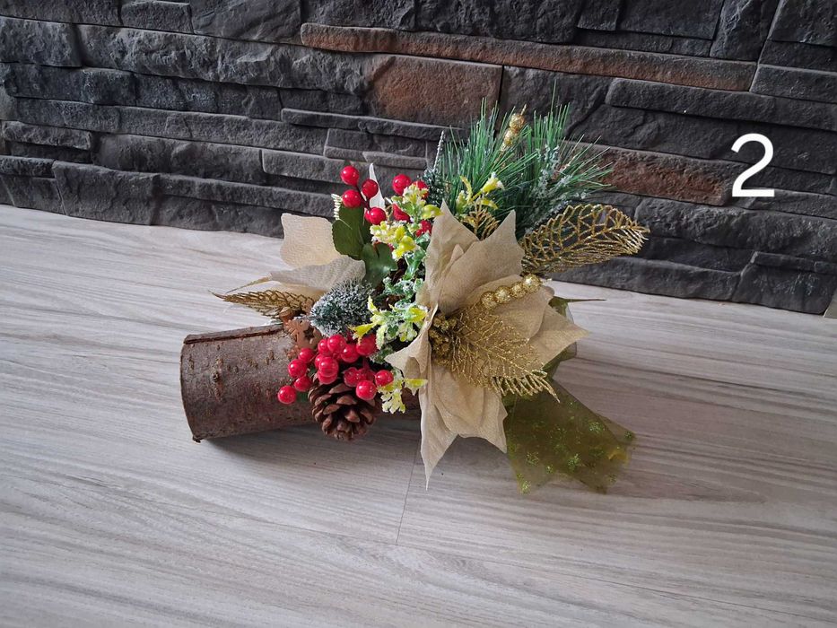 Stroik świąteczny bożonarodzeniowy na stół  cmentarz na pniu