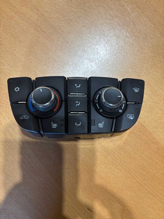 Opel Astra IV J Panel Klimatyzacji Podgrzewane fotele