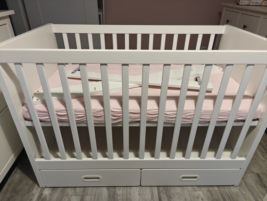 Łóżeczko dziecięce regulowane + materac gryczano-kokosowy + barierka