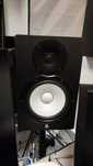 Yamaha HS8 - 2 monitory studyjne