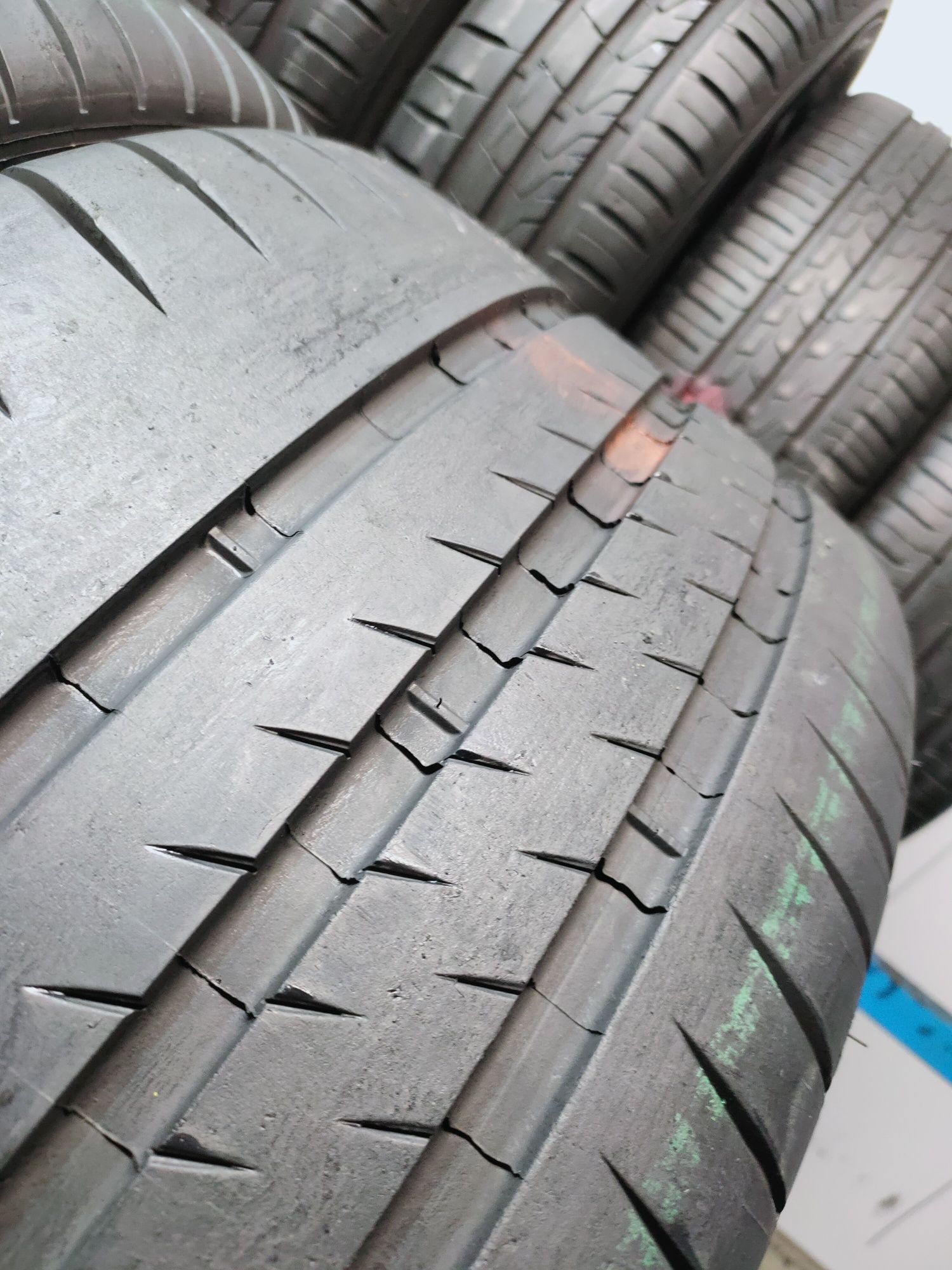 265/35r20 Michelin Pilot Sport cup 2