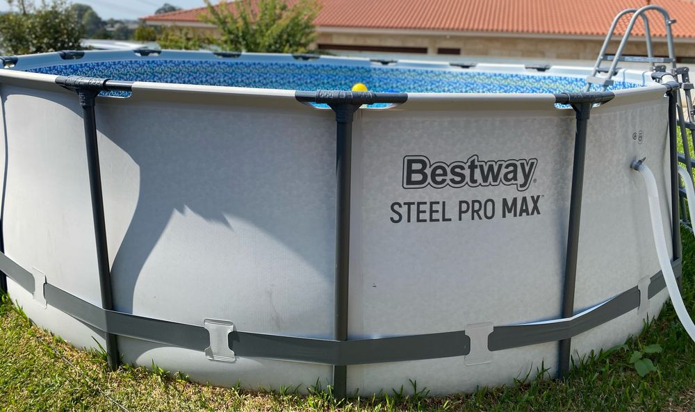 Piscina Bestway steel pro max circular