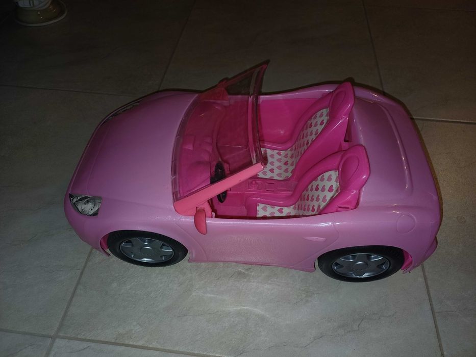 Auto  dla  lalek