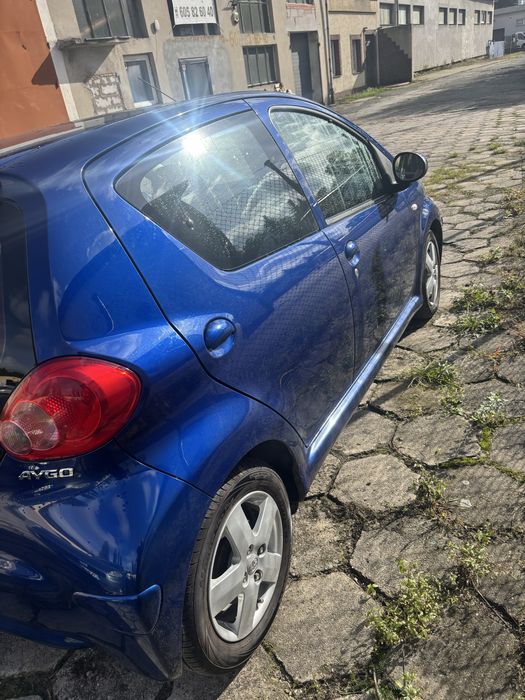 Sprzedam toyote Aygo1,0