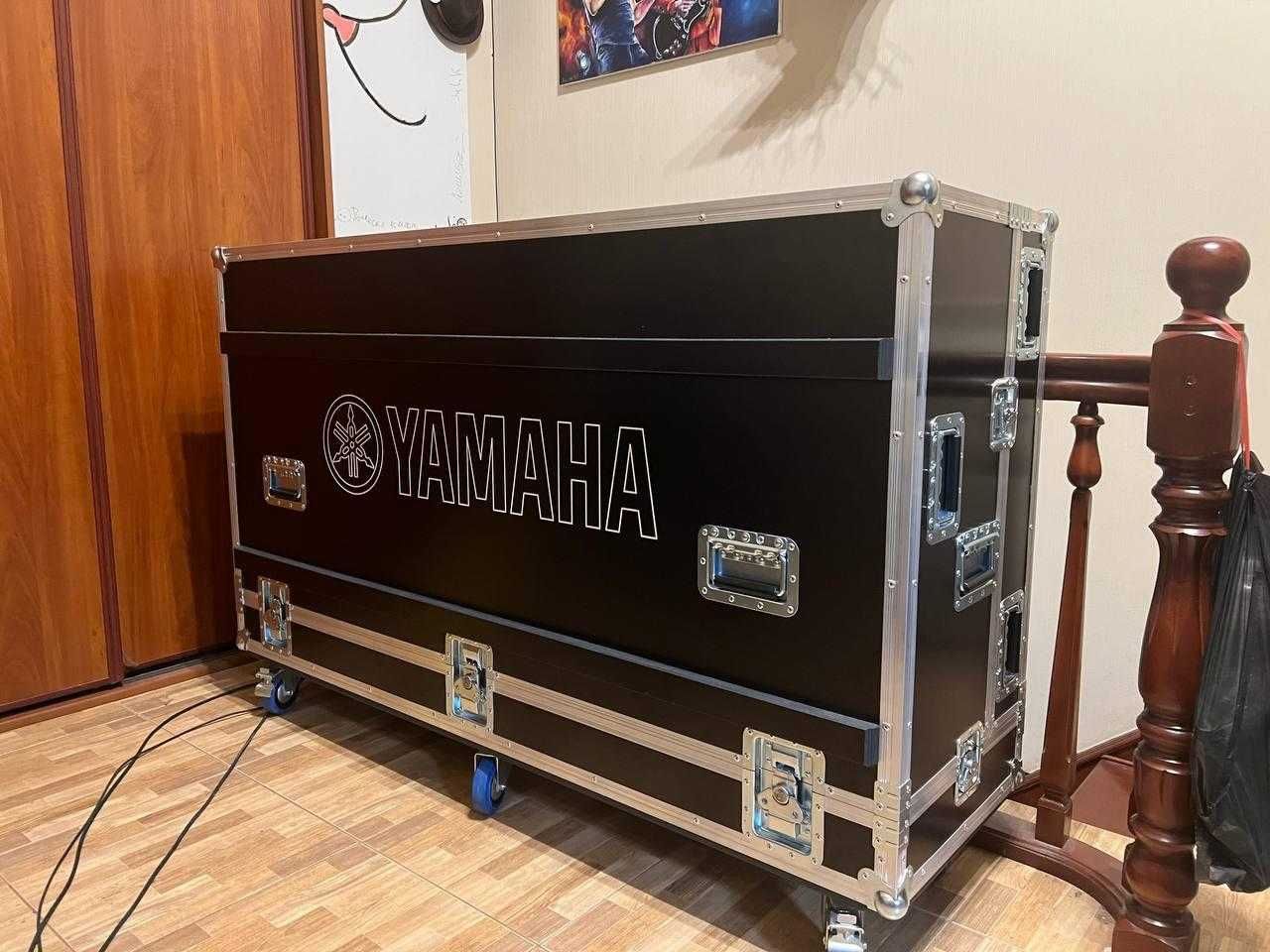 YAMAHA RIVAGE PM7 CSD-R7 цифровая консоль