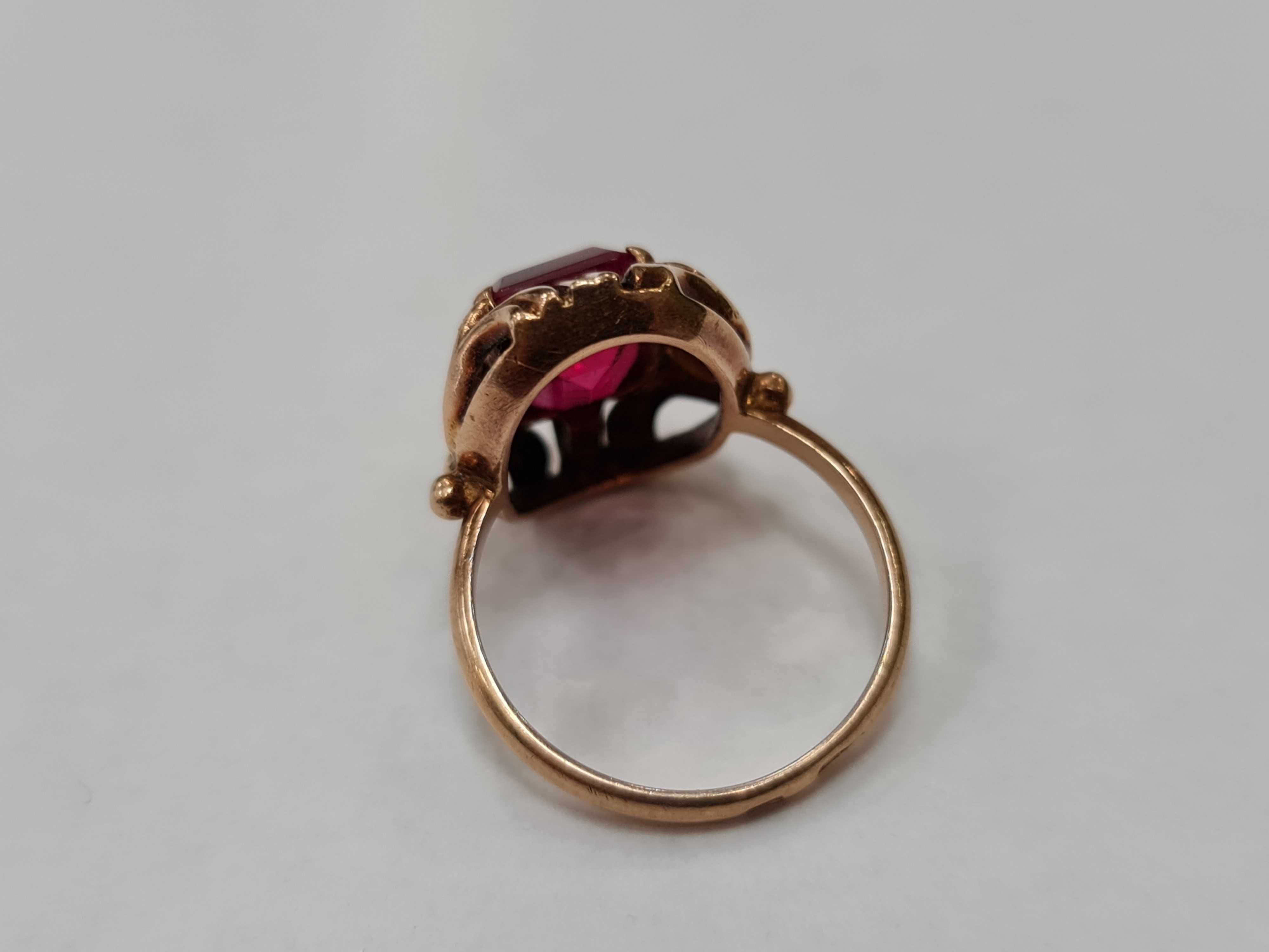 Złoty pierścionek damski/ 583/ 5.33 gram/ R15.5/ Rosja 1927 - 1958