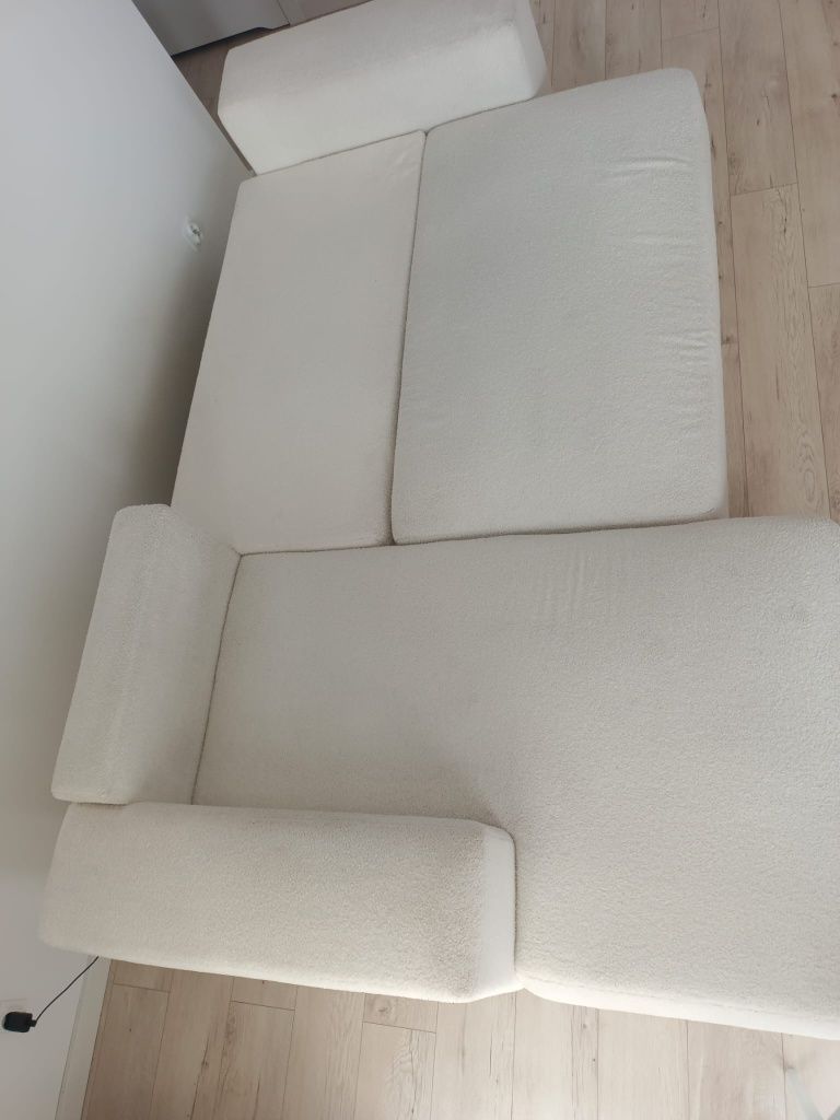 Nowoczesna kanapa narożnikowa do salonu w stylu dualnym