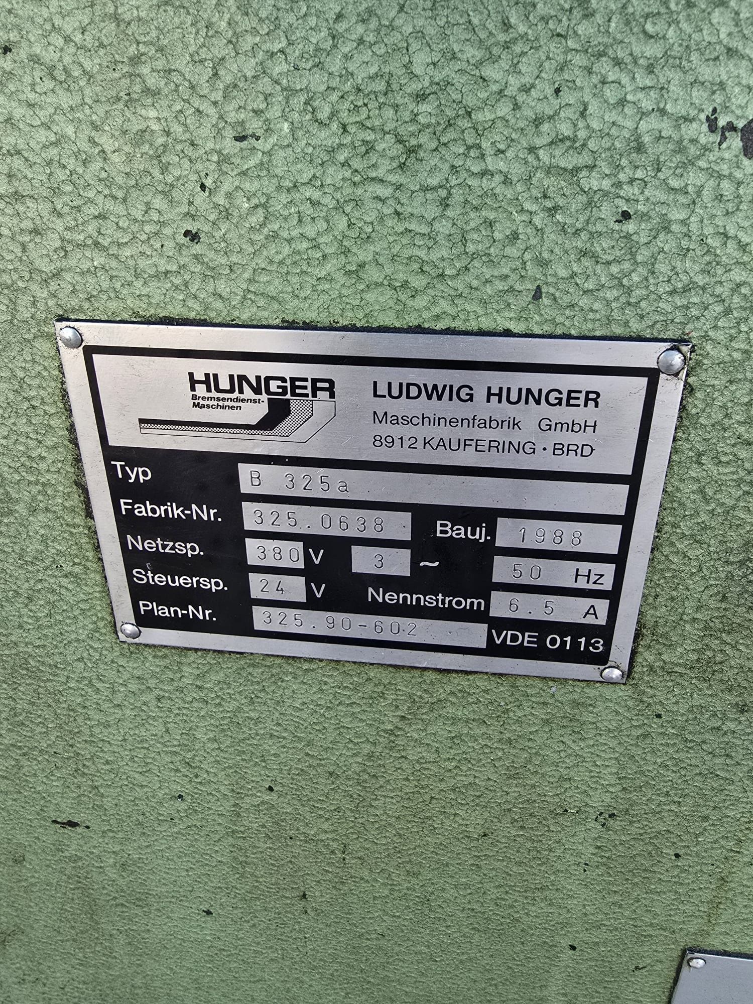 Przetaczarka tokarka do tarcz i  bebnów HUNGER B325 z Niemiec