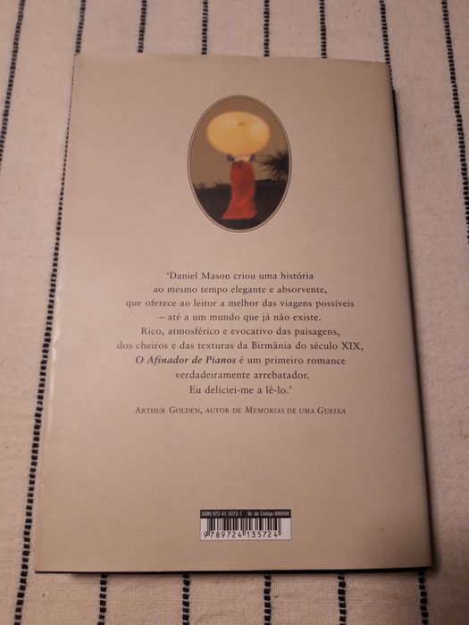 Livro "O Afinador de Pianos" de Edgar Drake