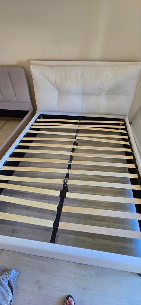 Cama Casal Homa com colchao